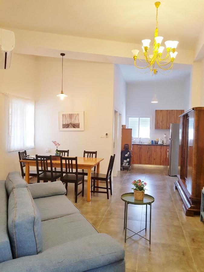 Carmel Apartments Haifa Room photo